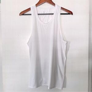 Gap GapFit women’s white tank top size medium